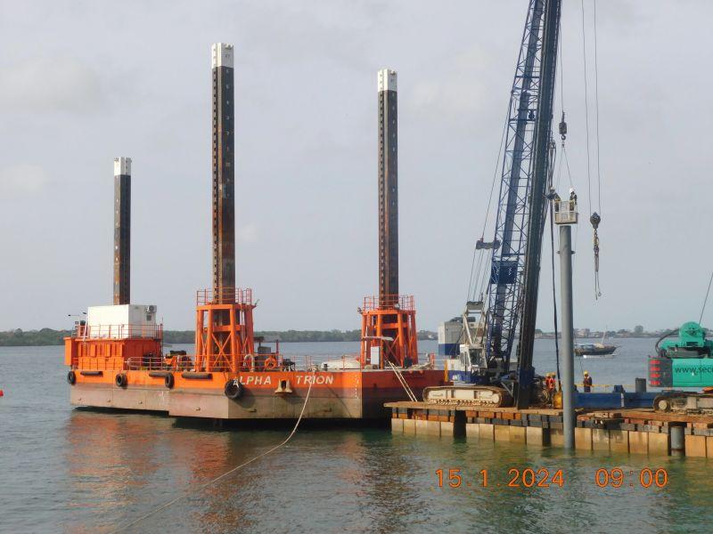 Pile Driving Barge